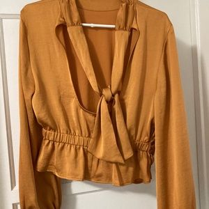 DRESSY BLOUSE